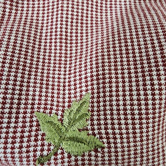 Cabin Creek Women Shirt Top Medium Red White Button Up Cotton Floral Embroidered - Picture 7 of 11